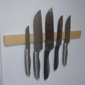 wooden magnetic knife holder